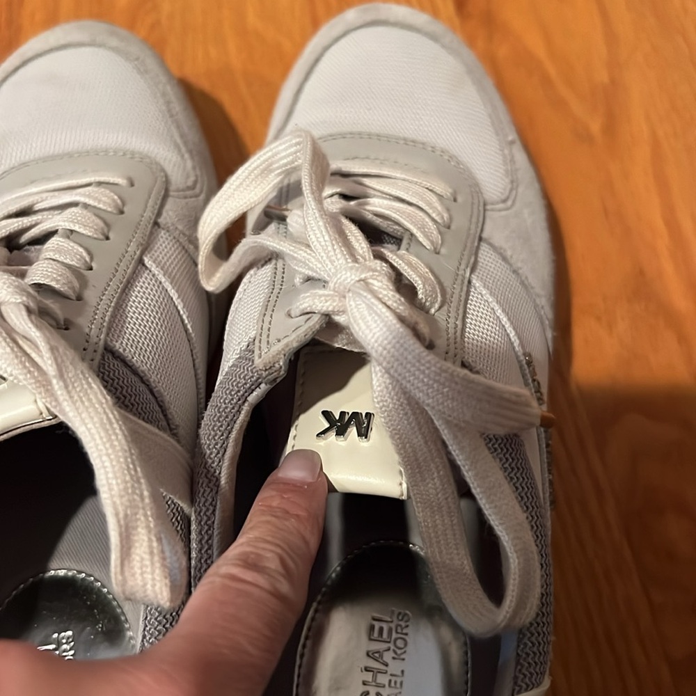 Michael Kors Allie Trainer 7.5 - Picture 3 of 7